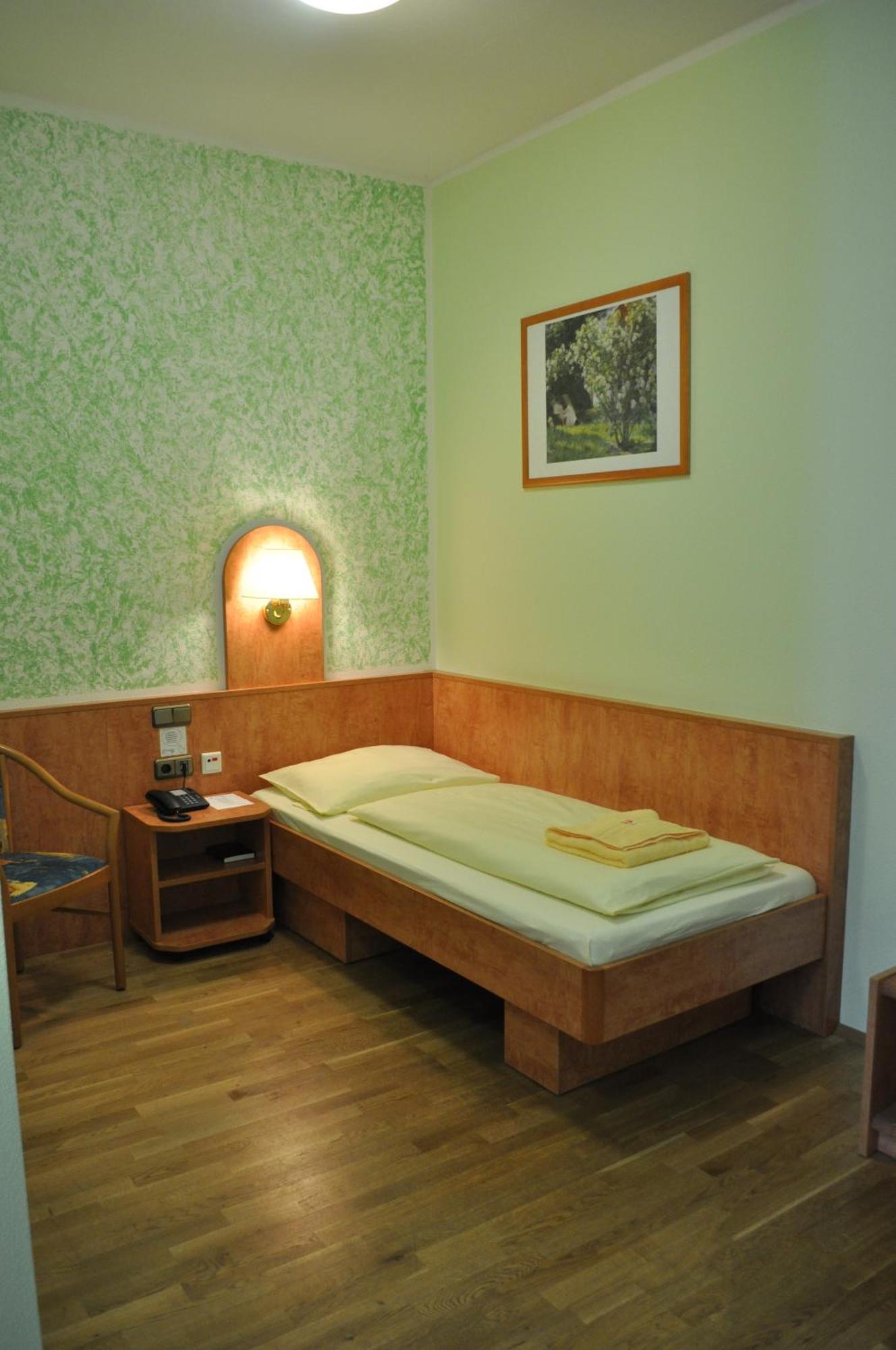 Schlosshotel Am Hainich Behringen  Habitación foto